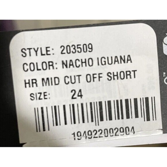 NWT True Religion Women's High rise Mid Cut Off Jean Shorts size 24 - Picture 8 of 8